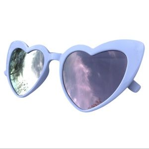 Heart Shaped Reflective Cat Eye Sunglasses in White